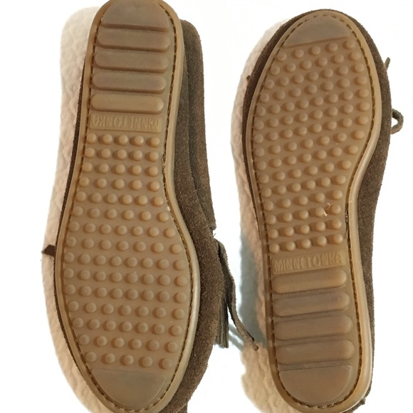 Minnetonka Moccasins - Picture 3 of 8